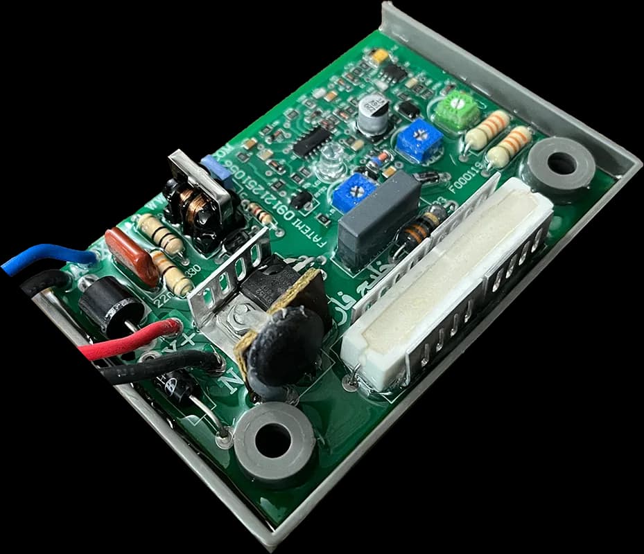رگولاتور ولتاژ نیم موج  5 آمپر با ورودی تک فاز  220v